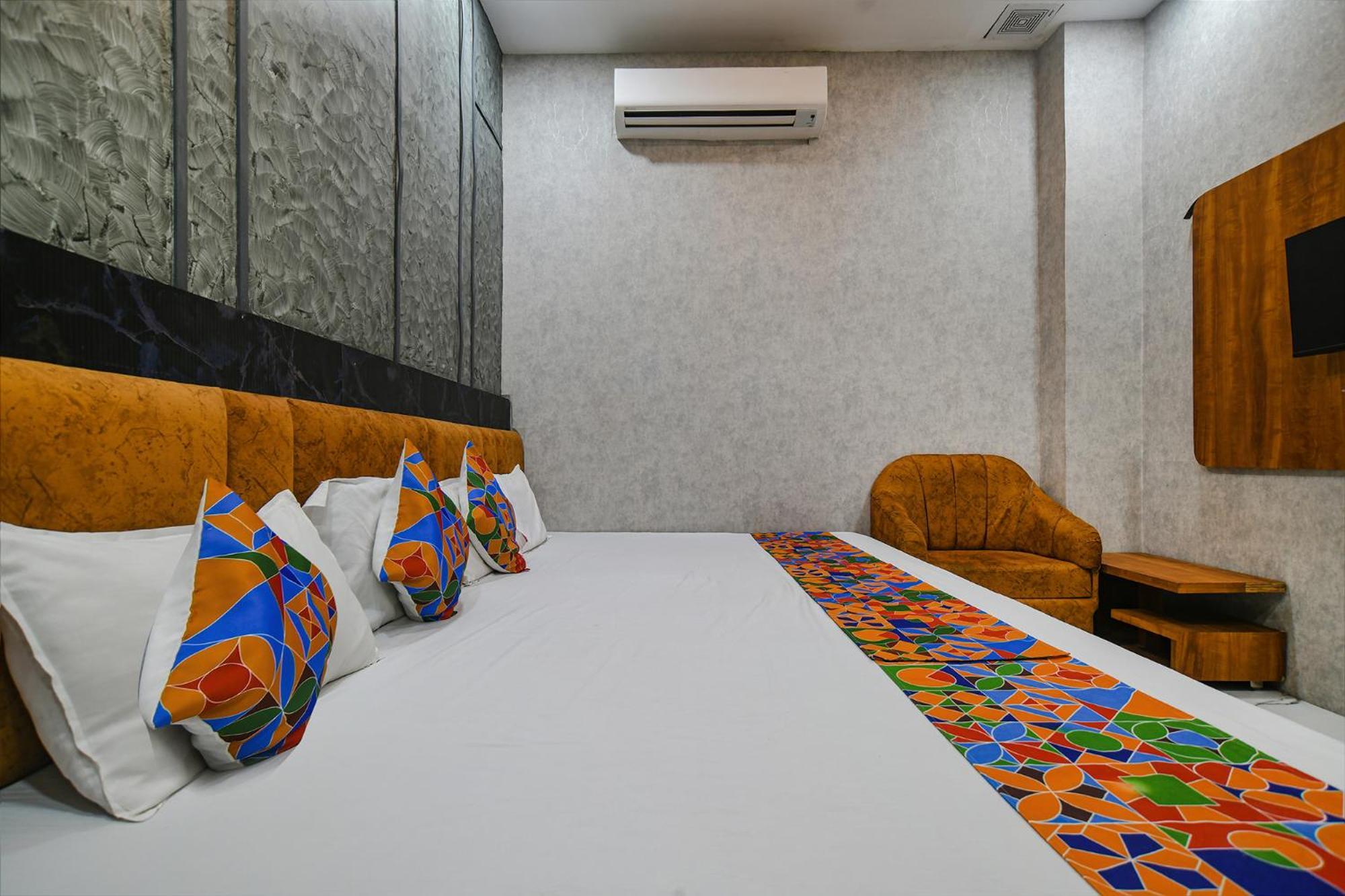 Fabexpress Orbit Hotel Ujjain Exterior photo
